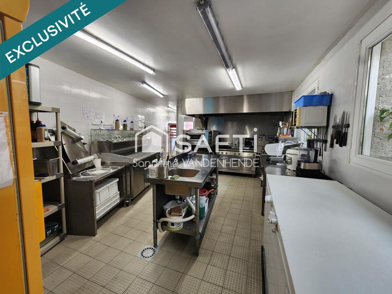 Local commercial - 140 m² - 5 pièces