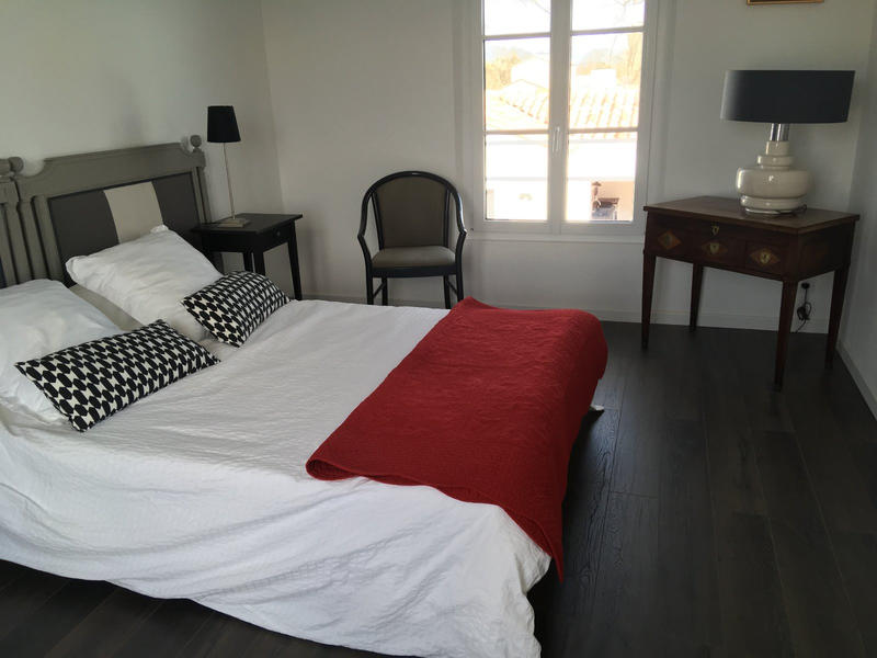 Villa - 235 m² - 9 pièces