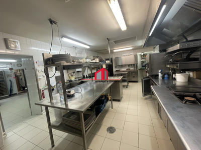 Local commercial - 457 m²