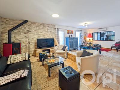 Maison - 106 m² - 4 pièces