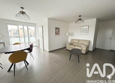 Appartement - 77 m² - 4 pièces