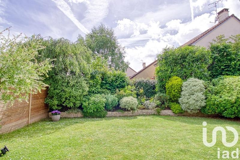 Maison - 200 m² - 9 pièces