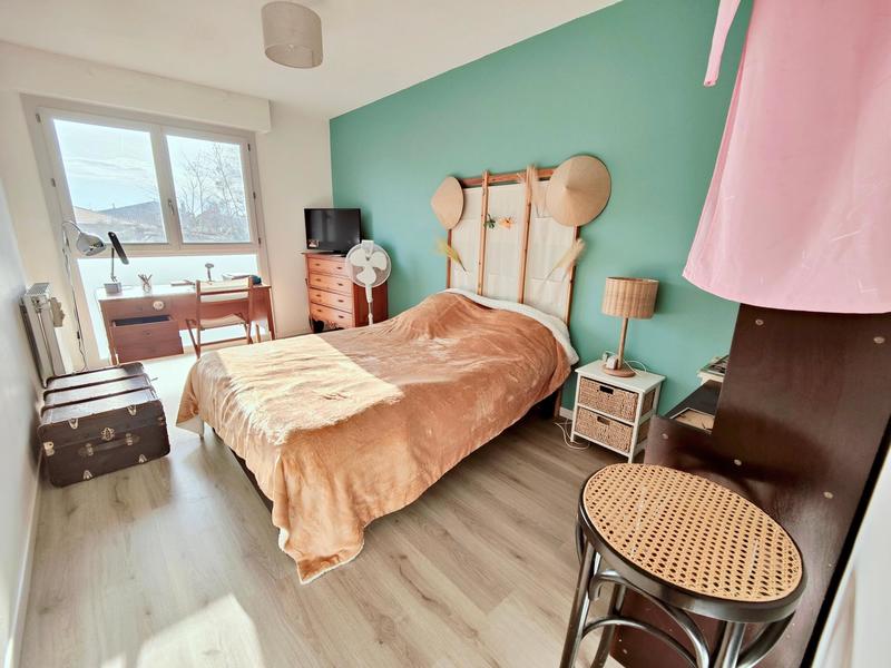 Appartement - 85 m² - 4 pièces