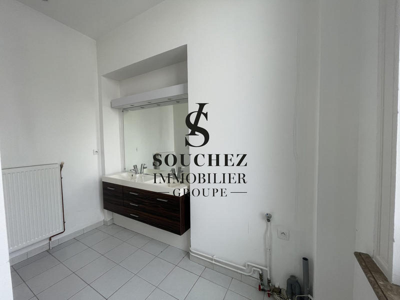 Appartement - 120 m² - 7 pièces