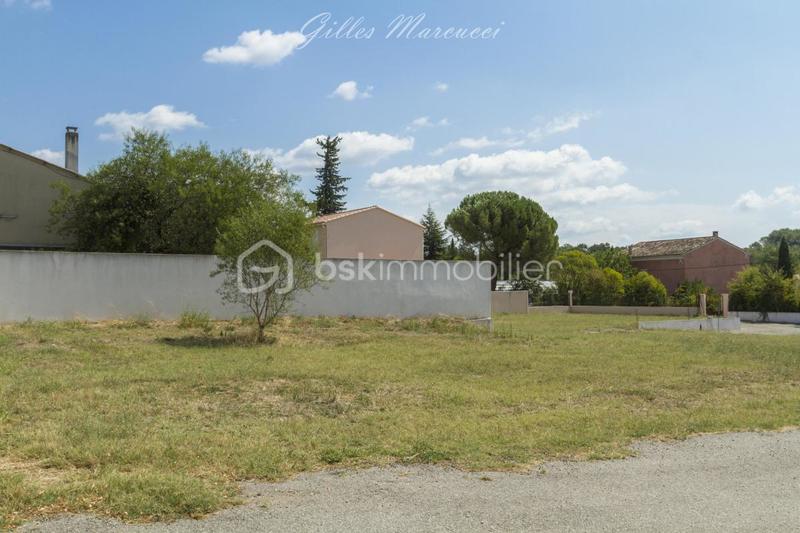 Terrain - 606 m²