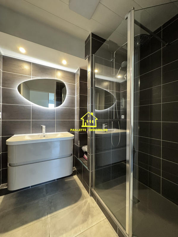 Appartement - 115 m² - 5 pièces