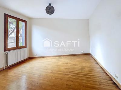 Maison - 79 m² - 5 pièces