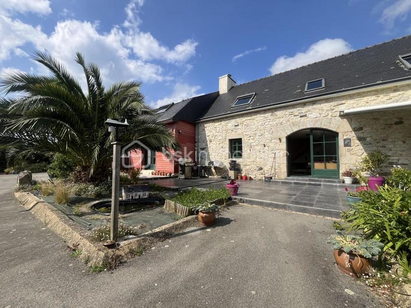 Corps de ferme - 166 m² - 7 pièces