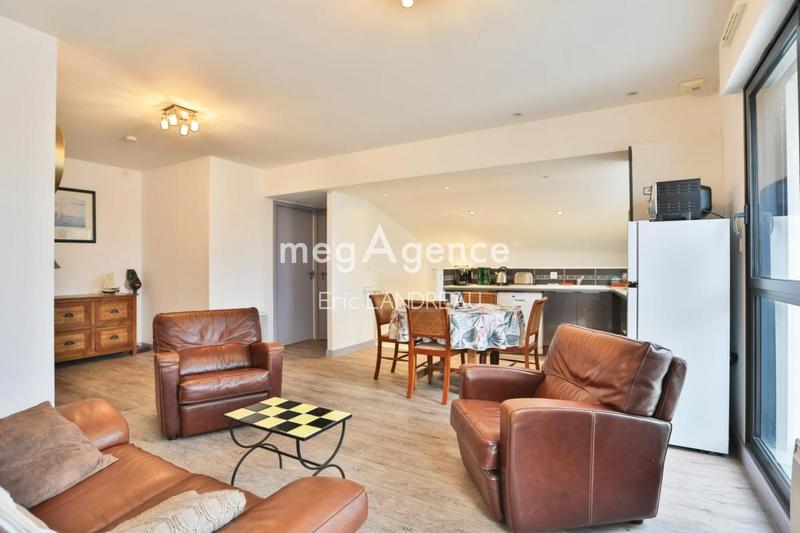 Maison - 190 m² - 6 pièces