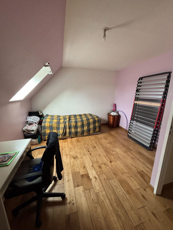 Maison - 98 m² - 5 pièces