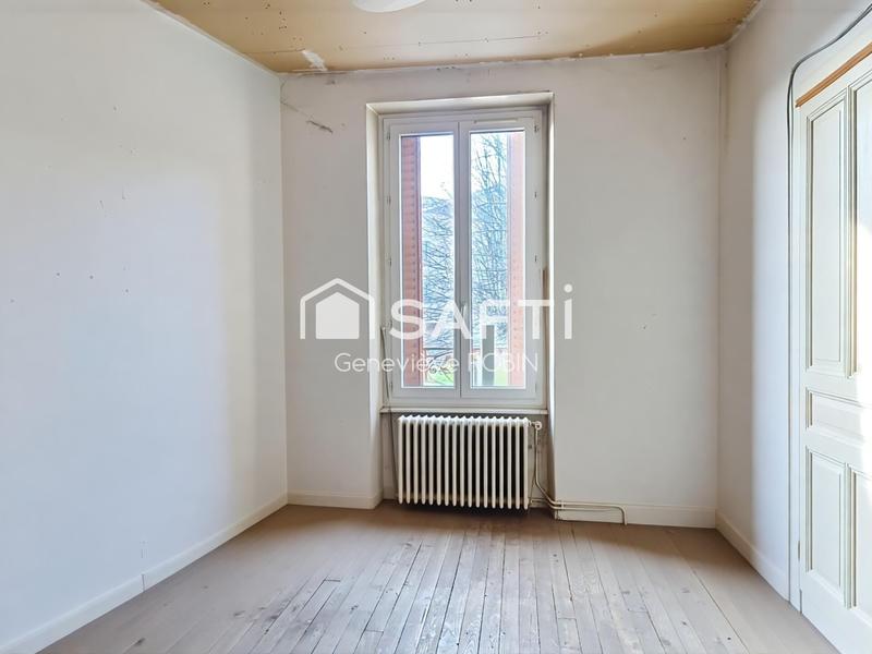 Maison - 214 m² - 7 pièces