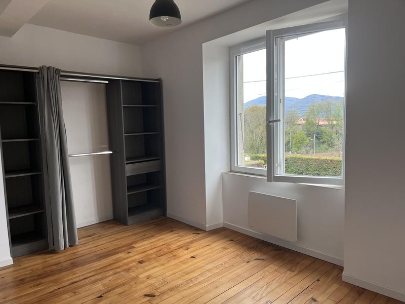 Maison - 96 m² - 5 pièces