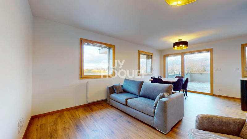 Appartement - 93 m² - 4 pièces