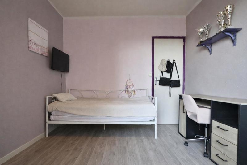 Appartement - 97 m² - 5 pièces