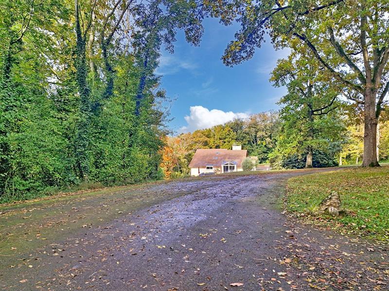 Maison - 400 m² - 11 pièces