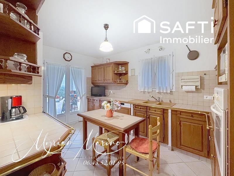 Maison - 140 m² - 6 pièces