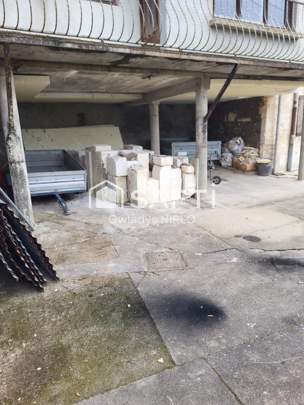 Maison - 180 m² - 4 pièces