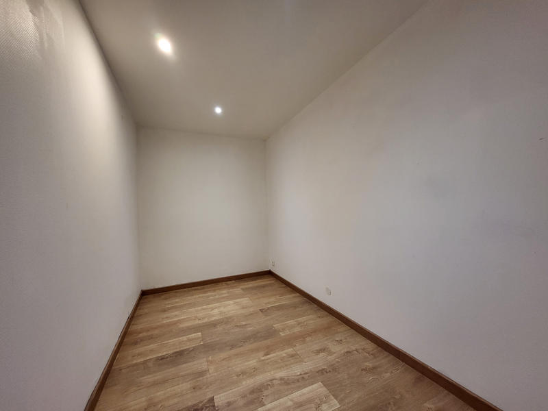 Appartement - 75 m² - 2 pièces