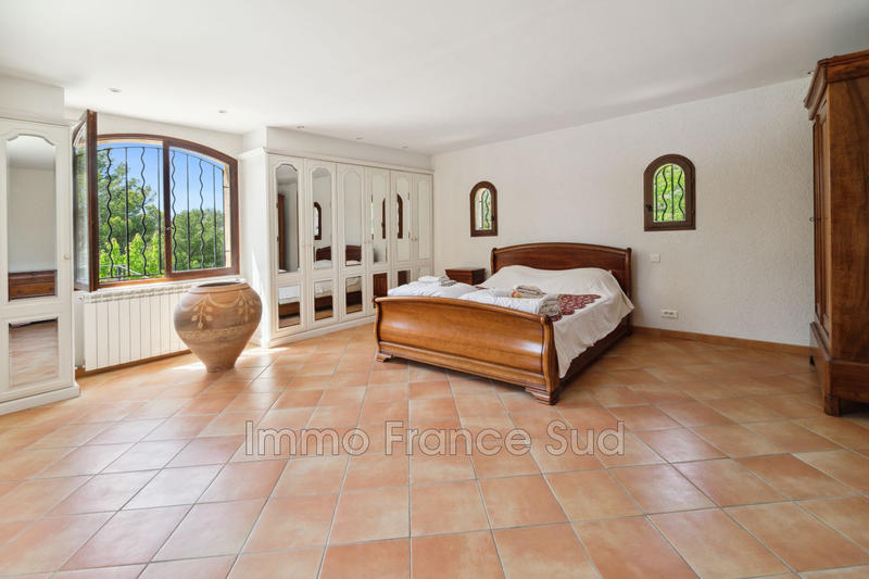 Villa - 155 m² - 4 pièces