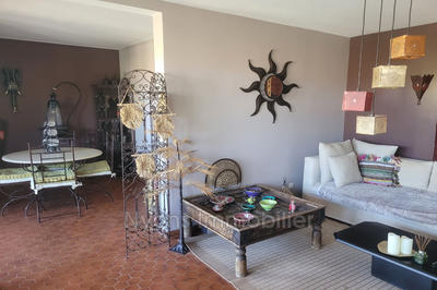 Appartement - 75 m² - 3 pièces