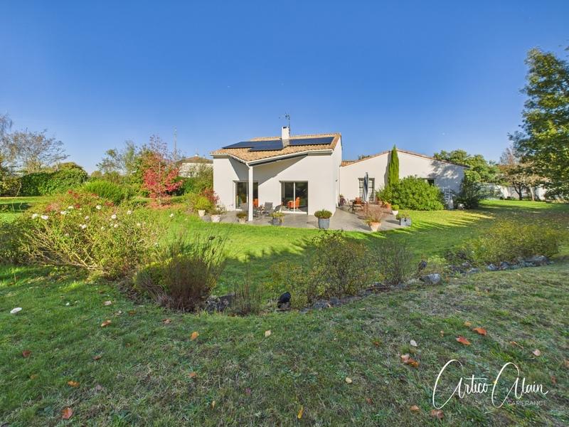 Maison - 172 m² - 6 pièces