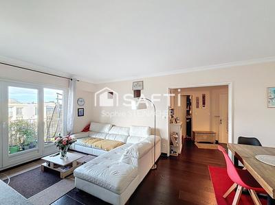 Appartement - 82 m² - 3 pièces