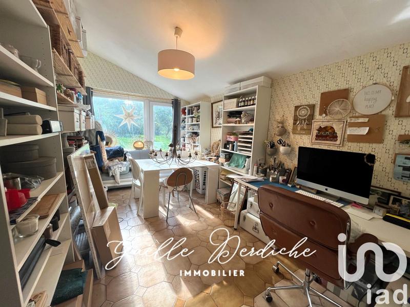 Maison - 213 m² - 8 pièces