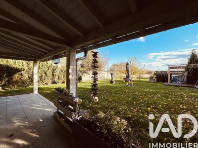 Maison - 197 m² - 7 pièces