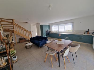 Appartement - 94 m² - 4 pièces