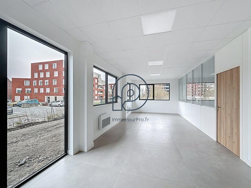 Local d'activités - 370 m²
