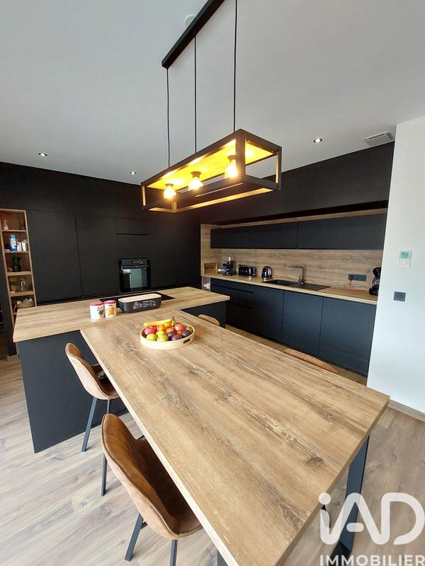 Maison - 153 m² - 5 pièces