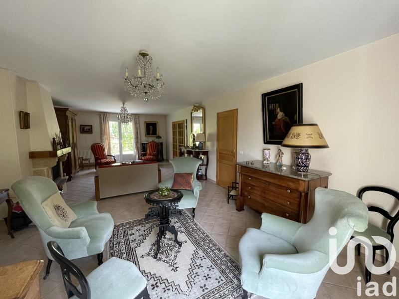 Maison - 237 m² - 7 pièces