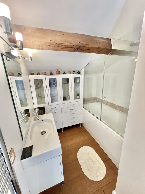 Appartement - 91 m² - 3 pièces