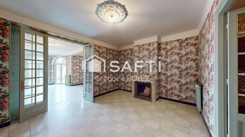 Maison - 236 m² - 9 pièces