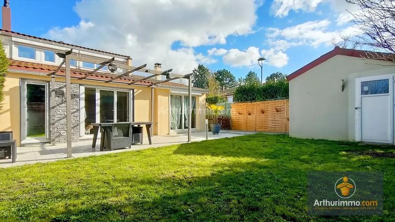 Maison - 105 m² - 6 pièces