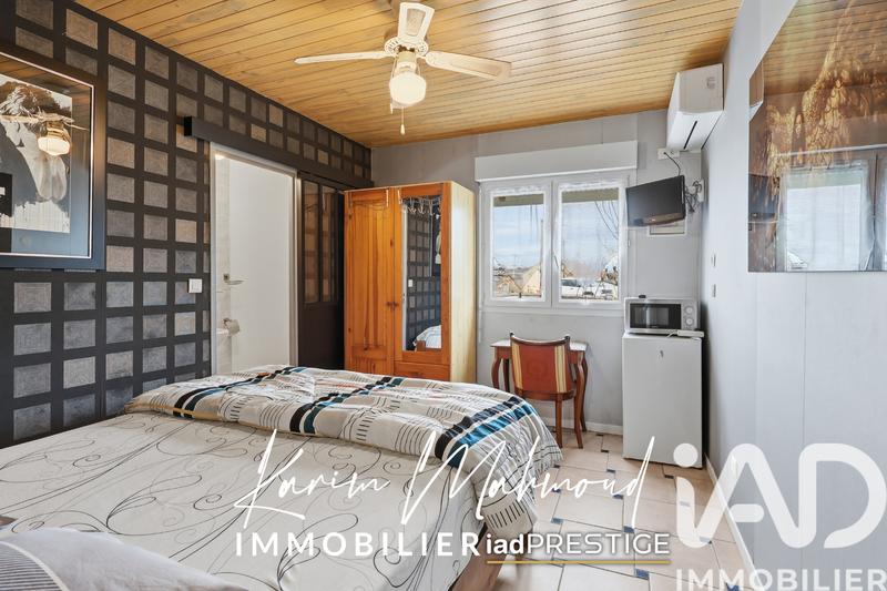 Maison - 260 m² - 7 pièces