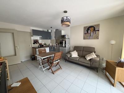 Appartement - 48 m² - 3 pièces