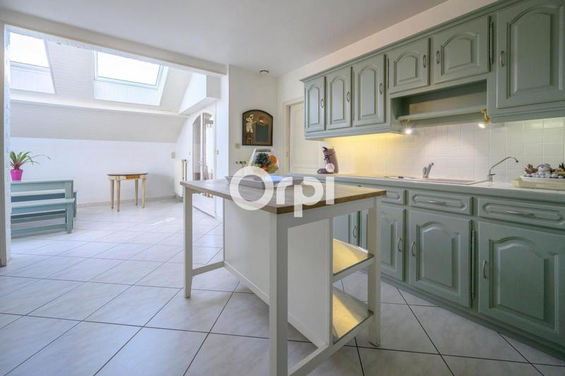 Villa - 230 m² - 6 pièces