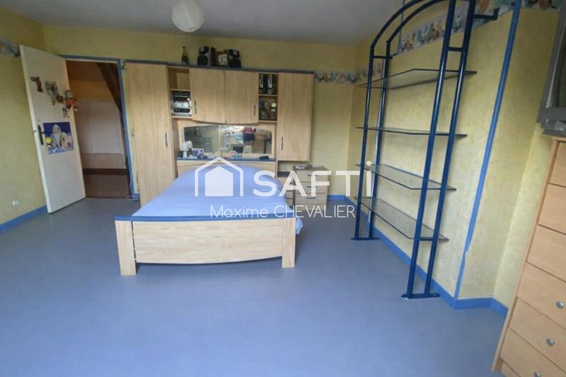 Maison - 234 m² - 6 pièces