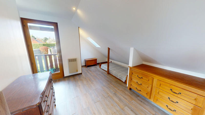 Maison - 140 m² - 5 pièces