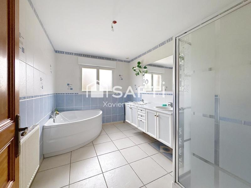 Maison - 177 m² - 5 pièces