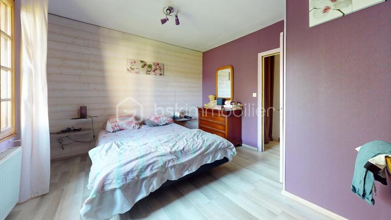 Maison - 237 m² - 7 pièces