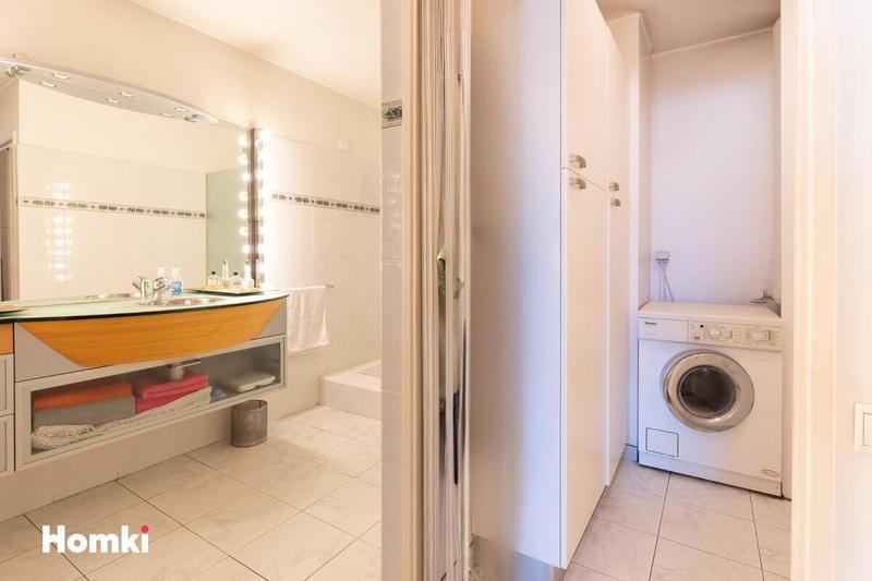 Appartement - 77 m² - 3 pièces