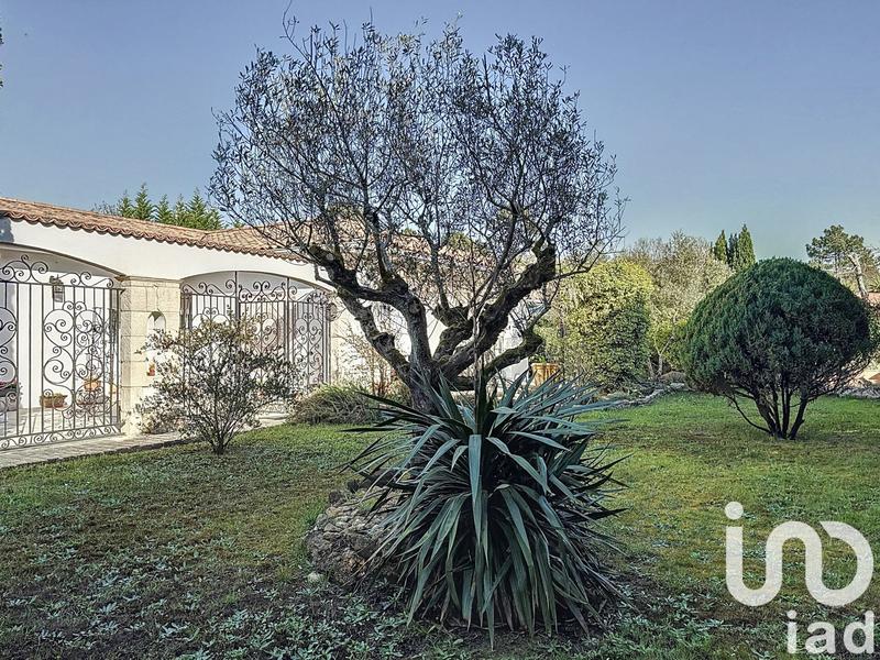 Maison - 200 m² - 6 pièces