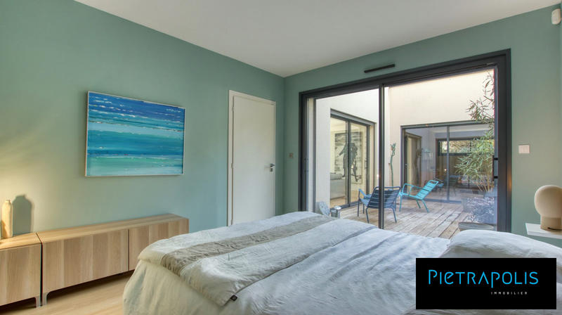 Maison contemporaine - 210 m² - 5 pièces