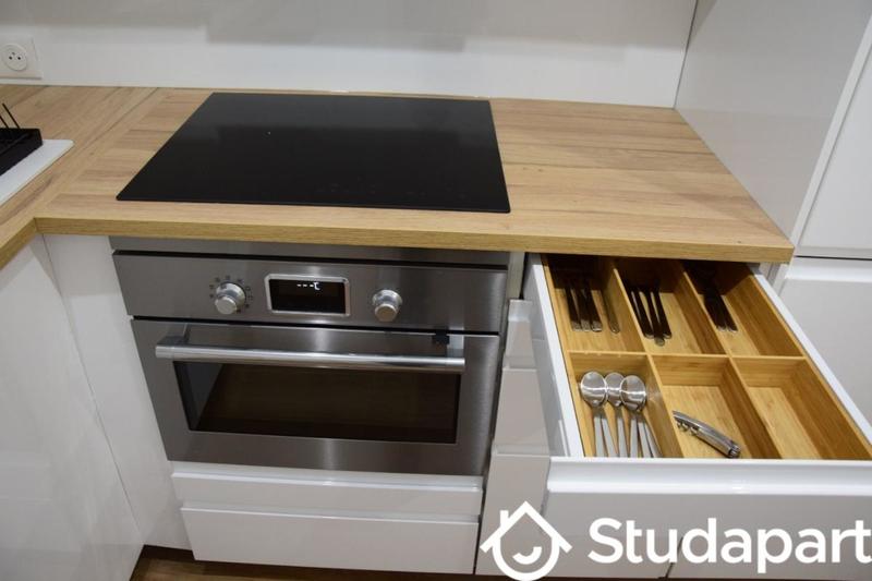 Chambre - 15 m² - 1 pièce