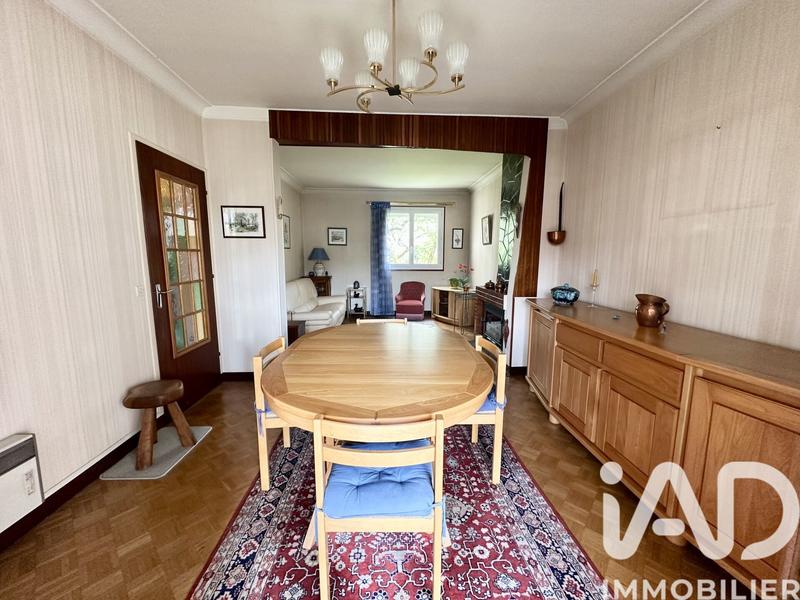 Maison - 90 m² - 5 pièces