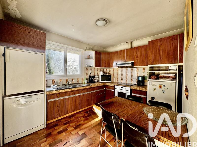 Maison - 95 m² - 5 pièces