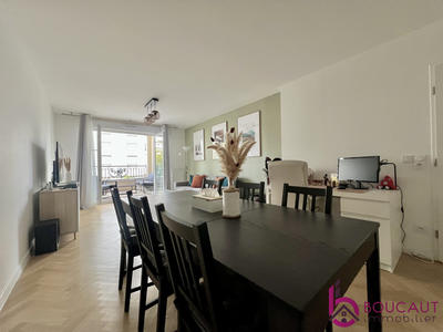 Appartement - 79 m² - 3 pièces