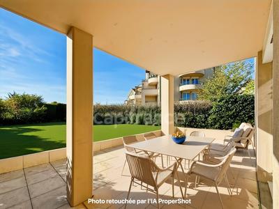 Appartement - 91 m² - 3 pièces